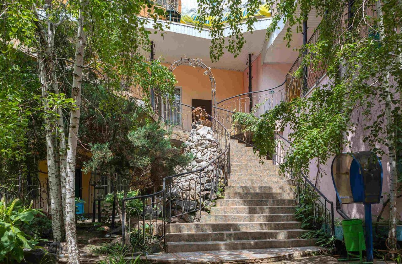 дом павловых Hotel Odessa